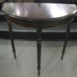 606 8399 CONSOLE TABLE
